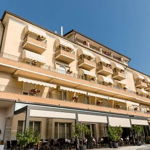 hotel-pace-torri-del-benaco.hotelinveneto.com/